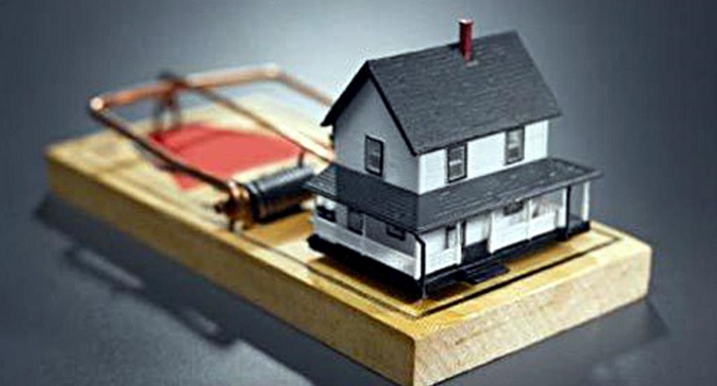 Квартирный мошенник снял со счета уральца 17 млн