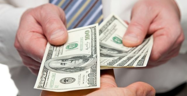 Как бороться с коррупционными схемами при получении жилья по госпрограмме