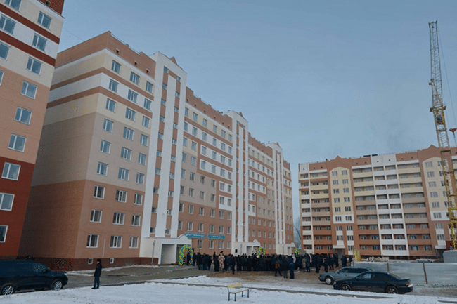 В Павлодаре сдали в эксплуатацию жилой дом и общежитие