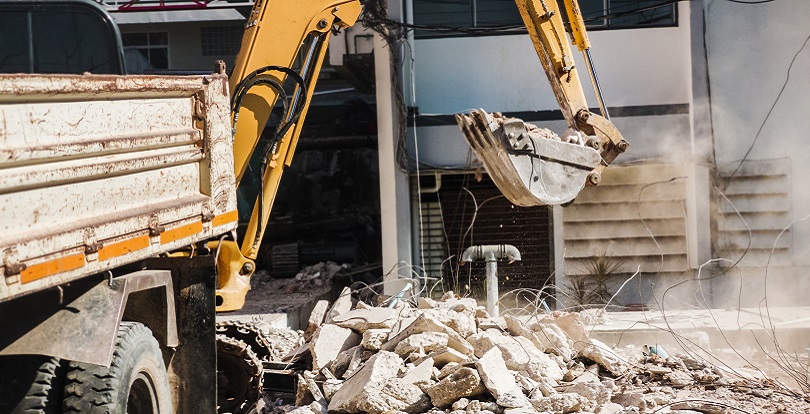 Сколько ветхих домов снесут в Алматы в этом году