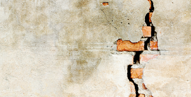 Оралда «Нұрлы жер» бағдарламасы бойынша жүзеге асқан тұрғын үйлер тоз-тозы шығып жатыр