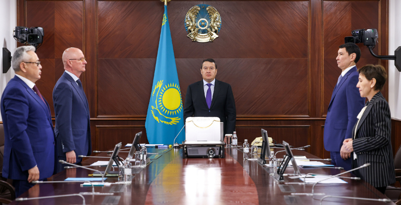 Абай ауданындағы өртте қаза тапқандардың отбасыларына 7 миллион теңгеден және әр балаға тағы 2 миллионнан төленетін болды.