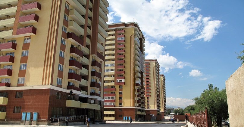 Сенатор Қазақстанда «геттоның» пайда болу қаупі туралы ескертті