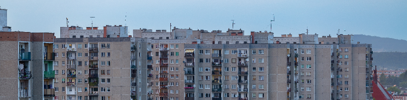 В Алматы могут снести панельные дома