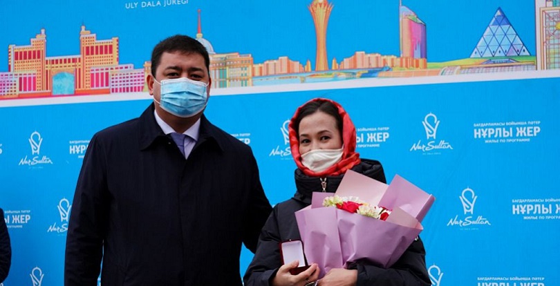 В преддверии Дня учителя около 1900 горожан получили жилье в Нур-Султане