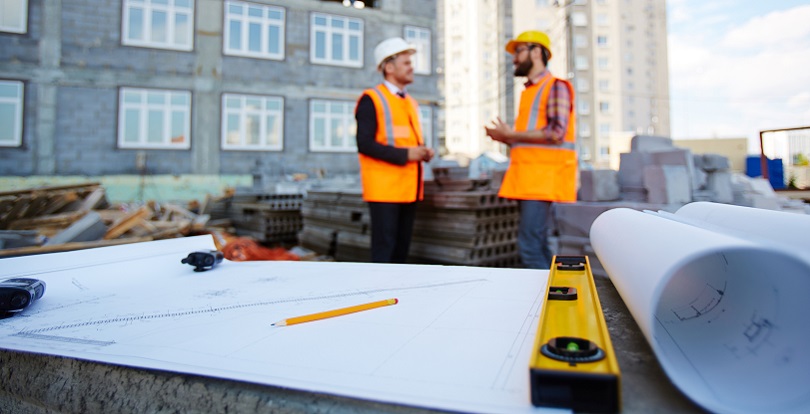 По каким причинам застройщики нарушают сроки сдачи объектов